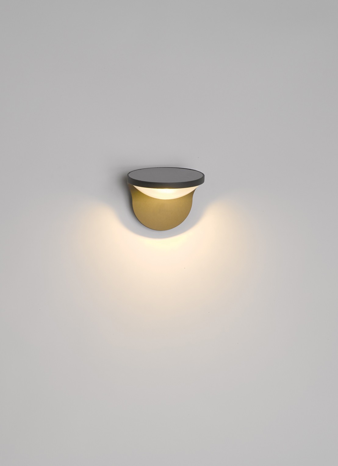 Philips Dusk wandlamp met zonnecel en bewegingssensor - voorkant 2 antraciet