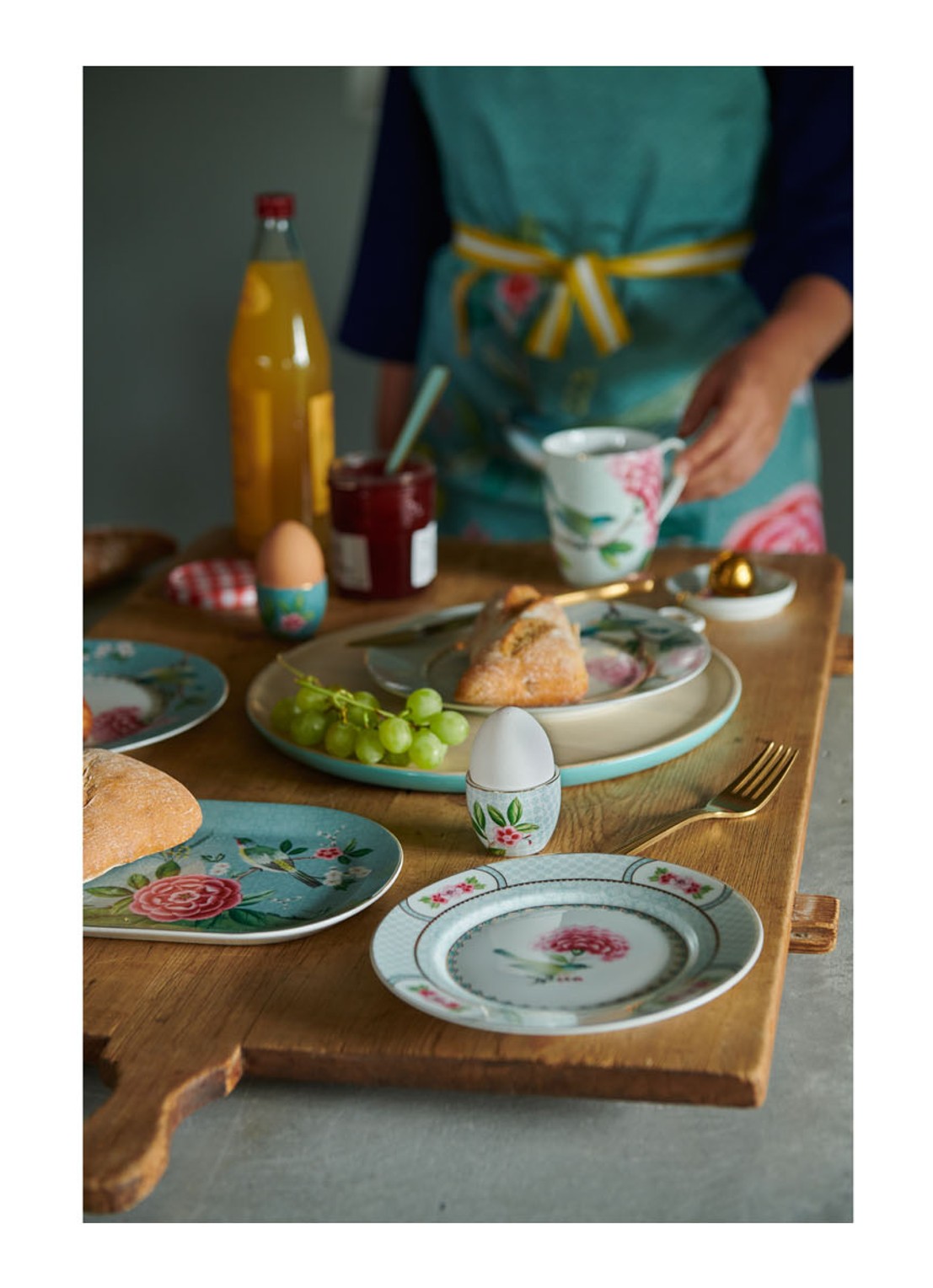 Pip Studio Blushing Birds mok 35 cl - voorkant 2 wit