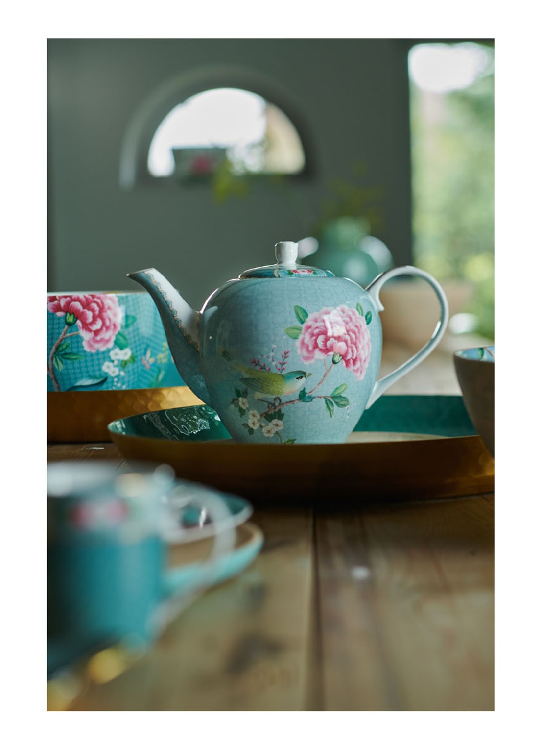 Pip Studio Blushing Birds theepot 1,6 liter  - detail 4 blauw