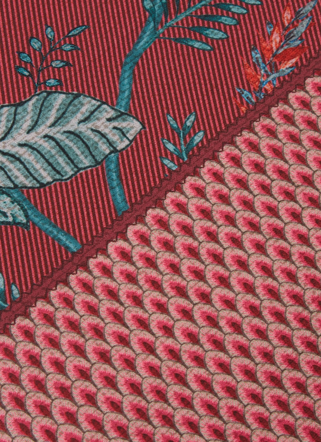 Pip Studio Flower Festival tafelkleed van katoen 250 x 150 cm - voorkant 2 donkerrood