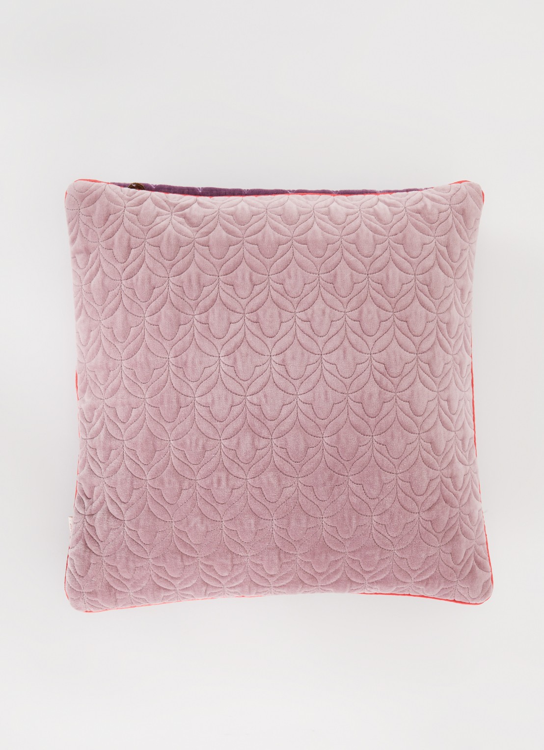 Pip Studio Good Evening badlaken - 500 gr/m2 - 70 x 140 cm - detail lila