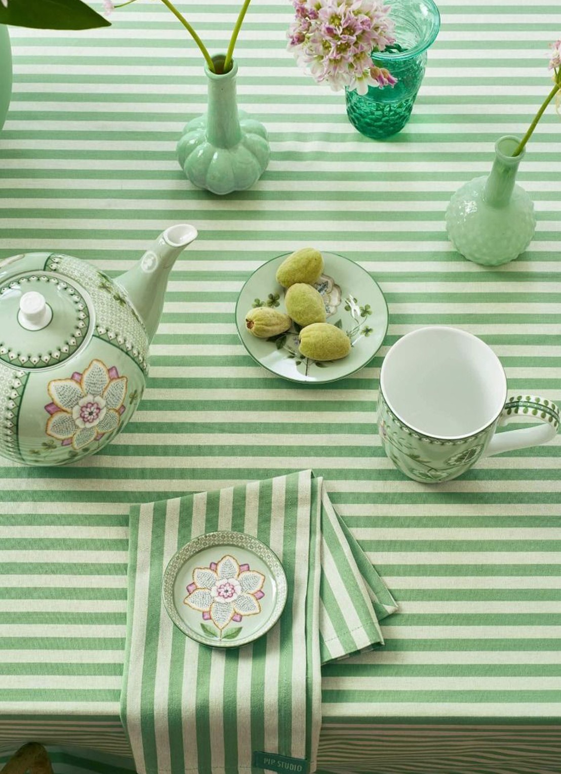 Pip Studio Stripes tafelkleed 180 x 300 cm - detail 3 mint