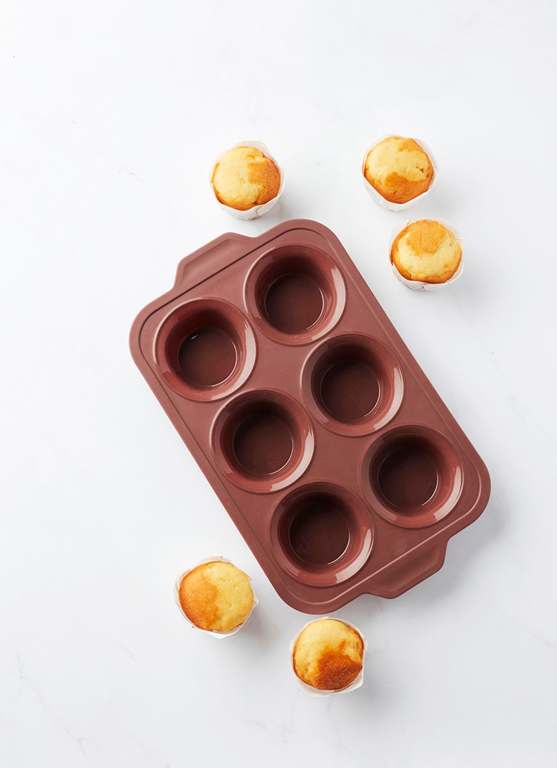 Point-Virgule Siliconen bakvorm voor muffins 6-vaks - detail 2 bruin