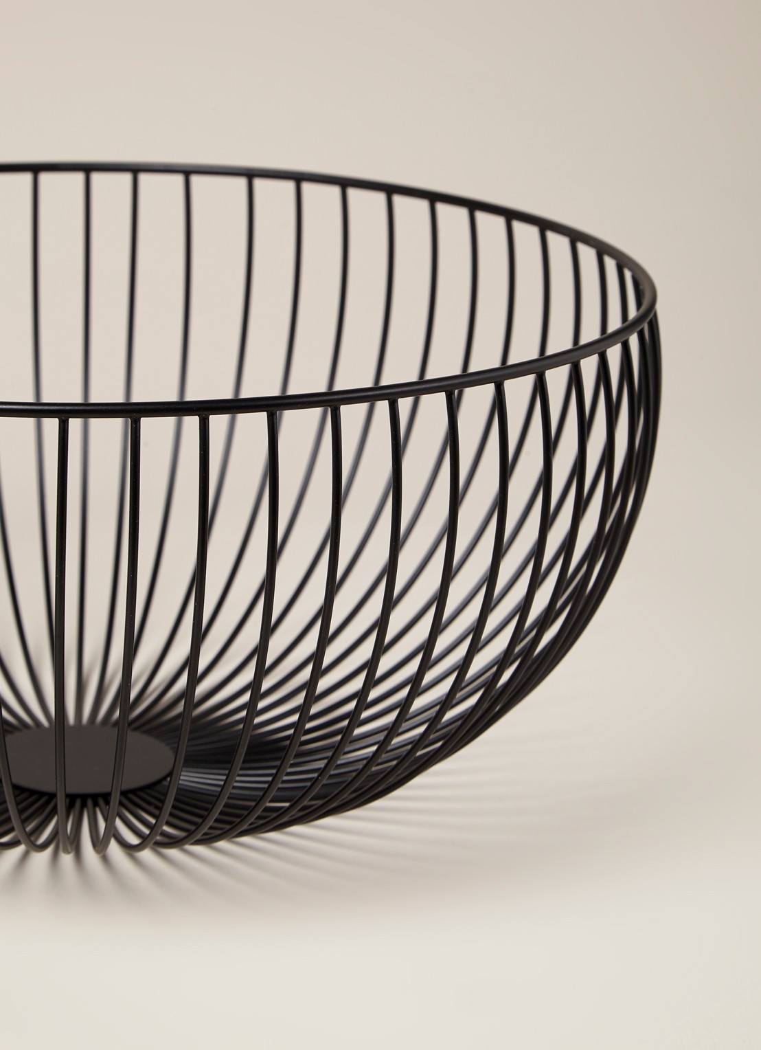 Point-Virgule Wire mand 35 cm - detail 3 zwart