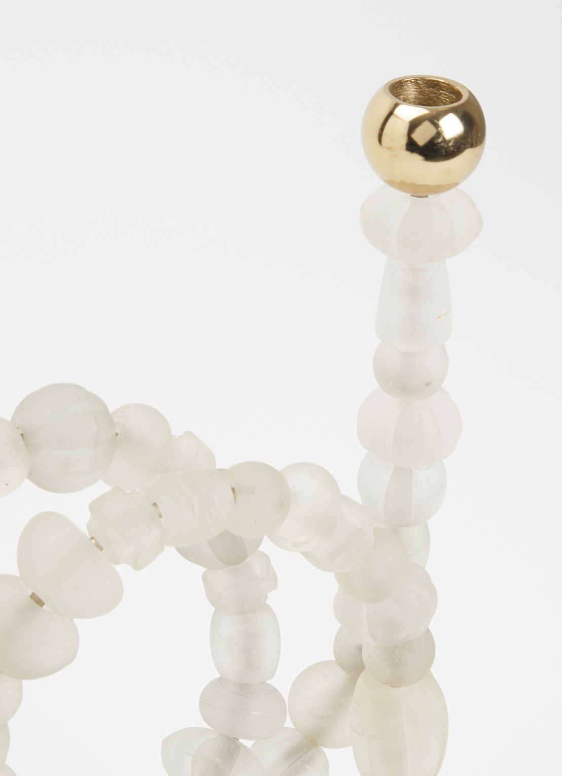 POLSPOTTEN Beads kandelaar 38 cm - voorkant 2 gebroken wit