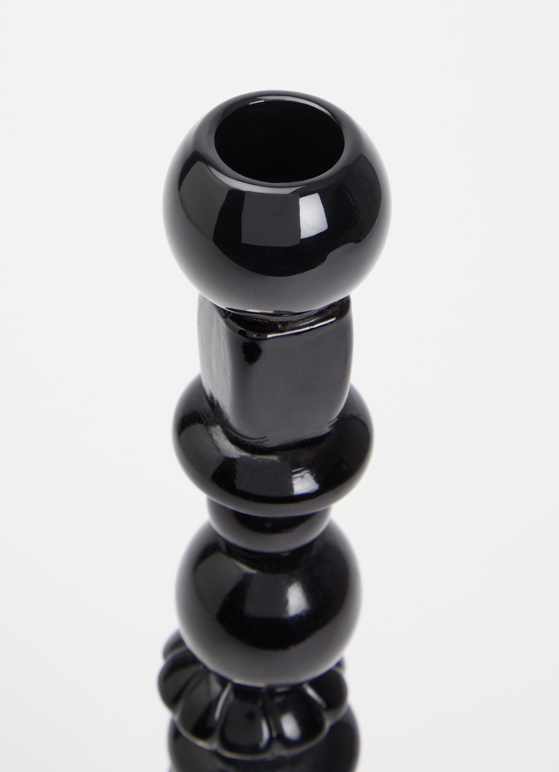 POLSPOTTEN Beads kandelaar small 34 cm - detail zwart