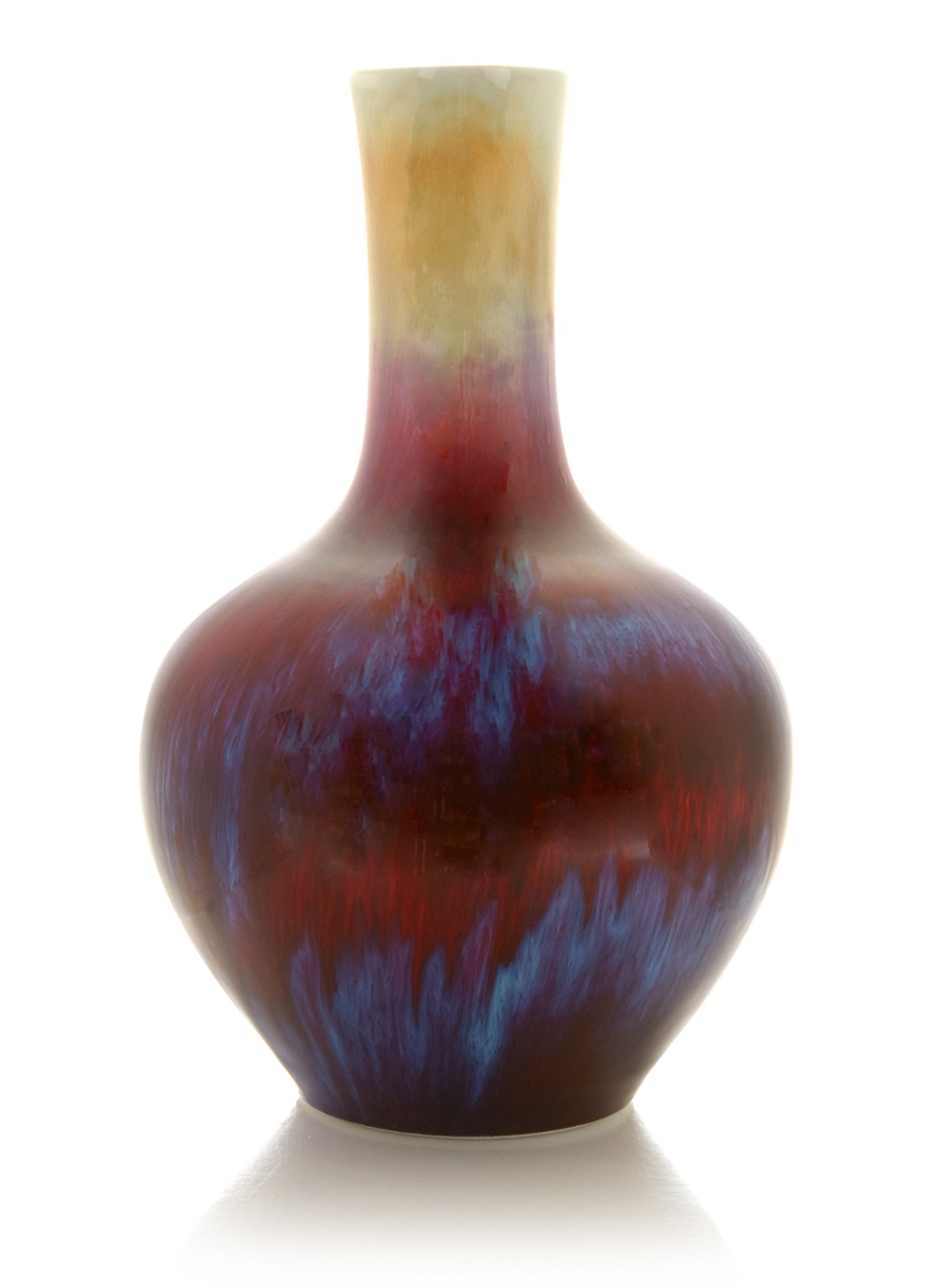POLSPOTTEN Crazy vaas van porselein 41 cm - voorkant bordeauxrood