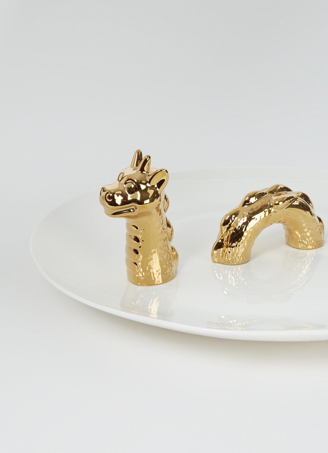 POLSPOTTEN Dragon serveerplank 40 cm - detail goud