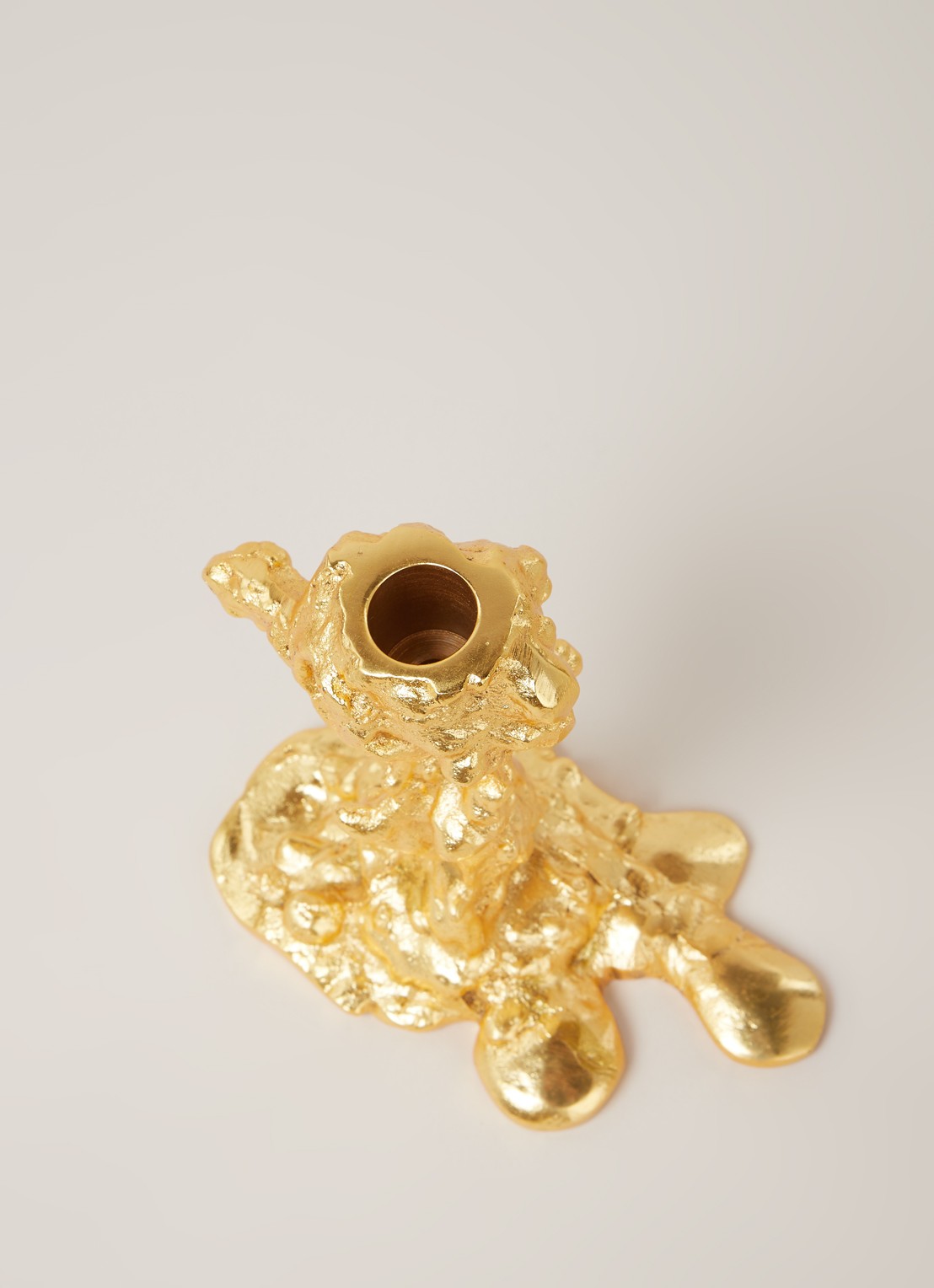 POLSPOTTEN Drip kandelaar 13,5 cm - detail goud