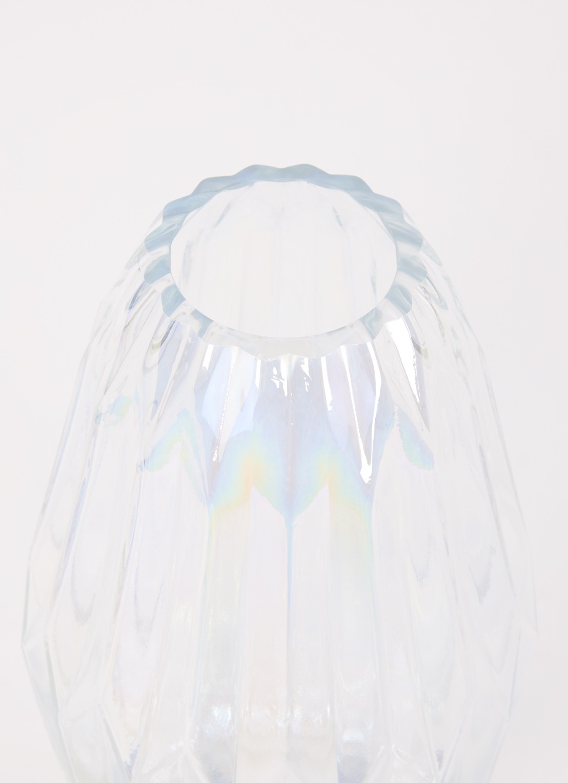 POLSPOTTEN Glass Folds M vaas 32 cm - voorkant 2 transparant