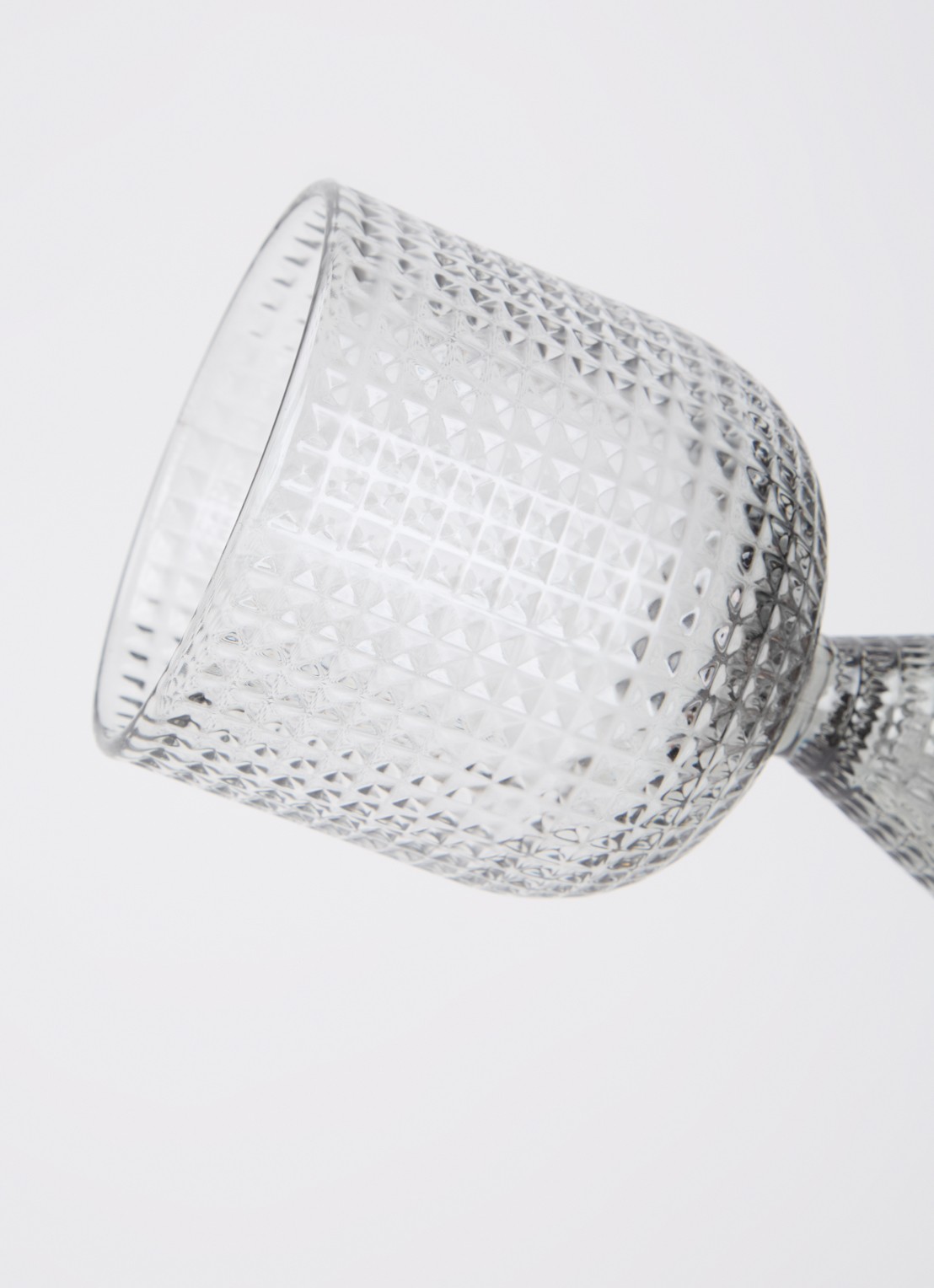 POLSPOTTEN Rooftop wijnglas 39 cl set van 4 - detail lichtgrijs