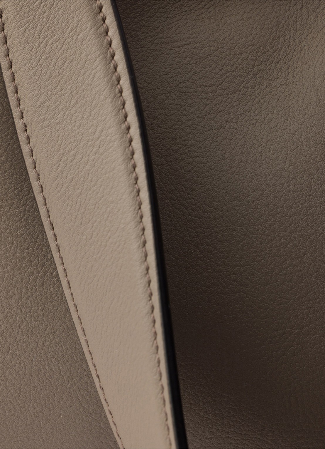 Prada Aimée Medium schoudertas van leer - detail 5 taupe