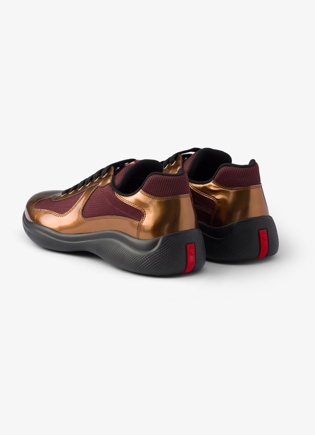 Prada America's Cup sneaker van mesh met metallic finish - achterkant 6 goud