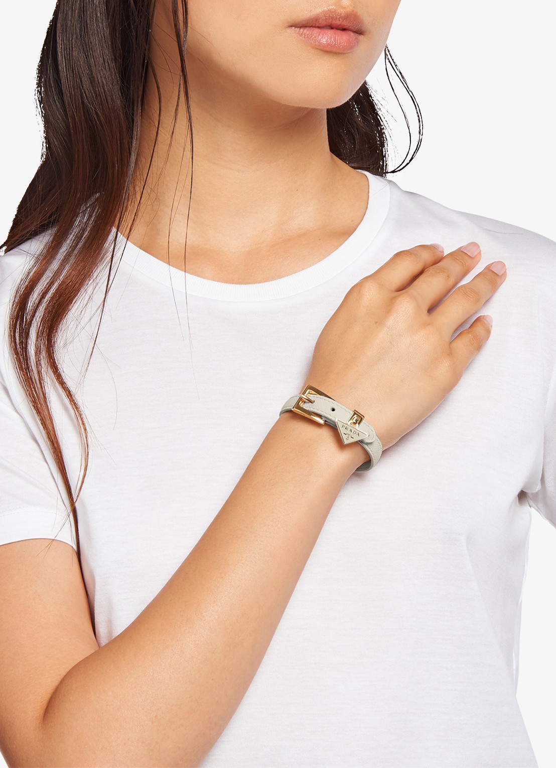 Prada Armband van leer met hanger - voorkant 2 gebroken wit