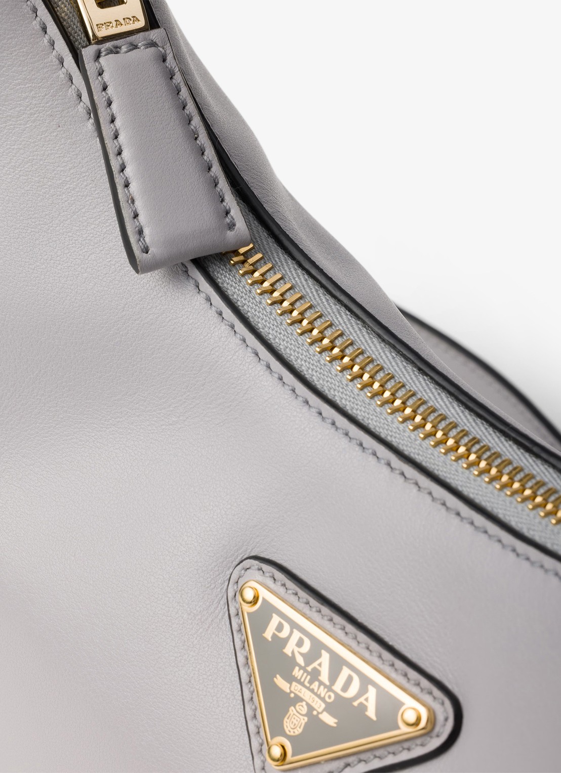 Prada Arqué Small schoudertas van leer - detail 6 grijs