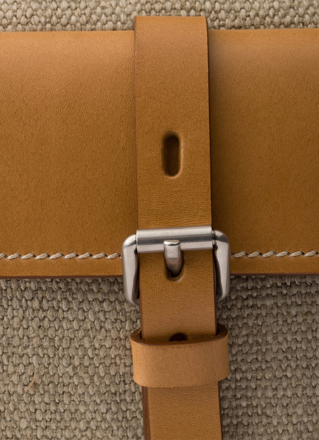 Prada Bonnie schoudertas met leren details - detail 2 zand