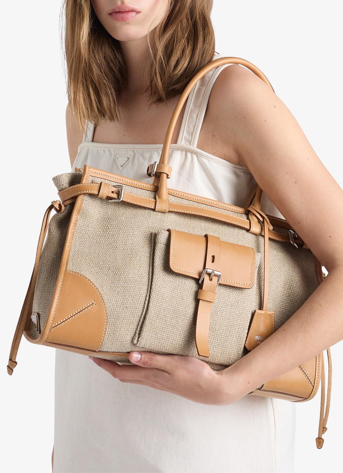 Prada Bonnie schoudertas met leren details - voorkant 6 zand