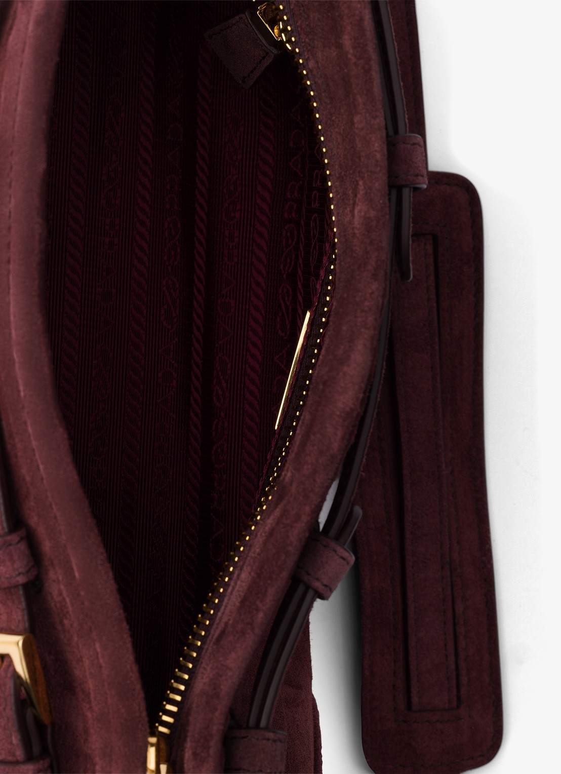 Prada Bonnie Small schoudertas van kalfssuède - detail 3 bordeauxrood