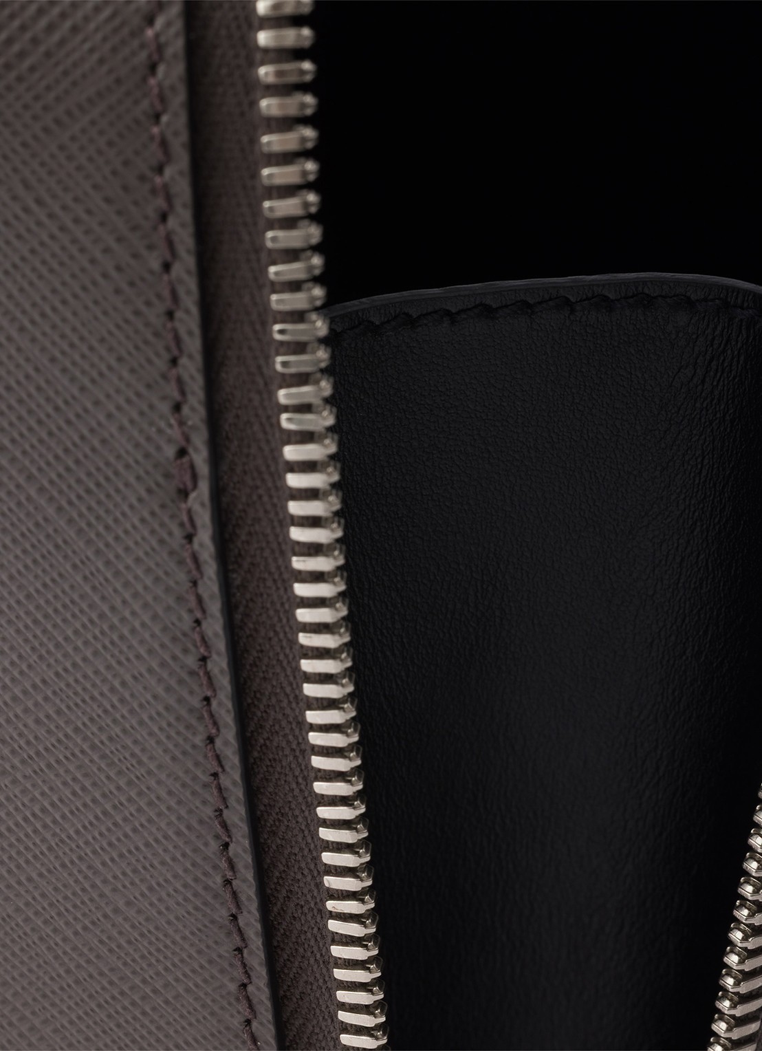 Prada Brique schoudertas van kalfsleer - detail 4 grijs