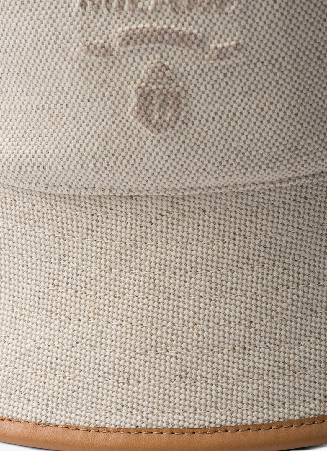 Prada Bucket hoed met logo en leren details - detail 3 gebroken wit