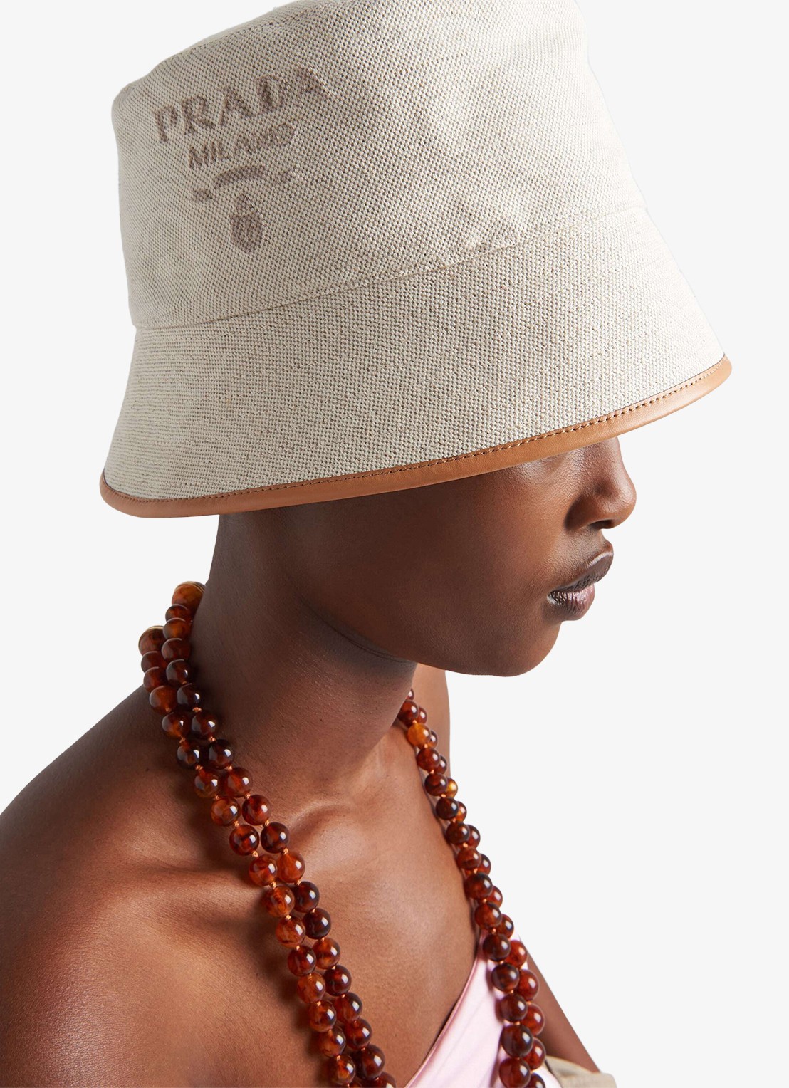 Prada Bucket hoed met logo en leren details - voorkant 2 gebroken wit