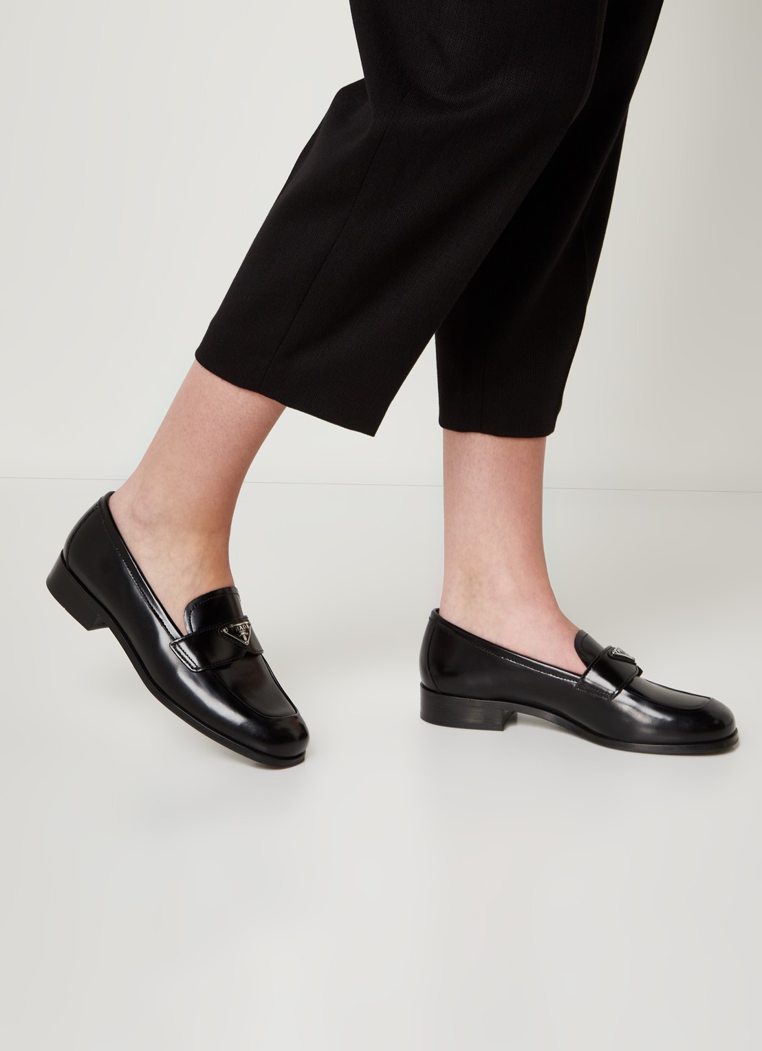 Prada Calzature Donna loafer van leer - voorkant 2 zwart