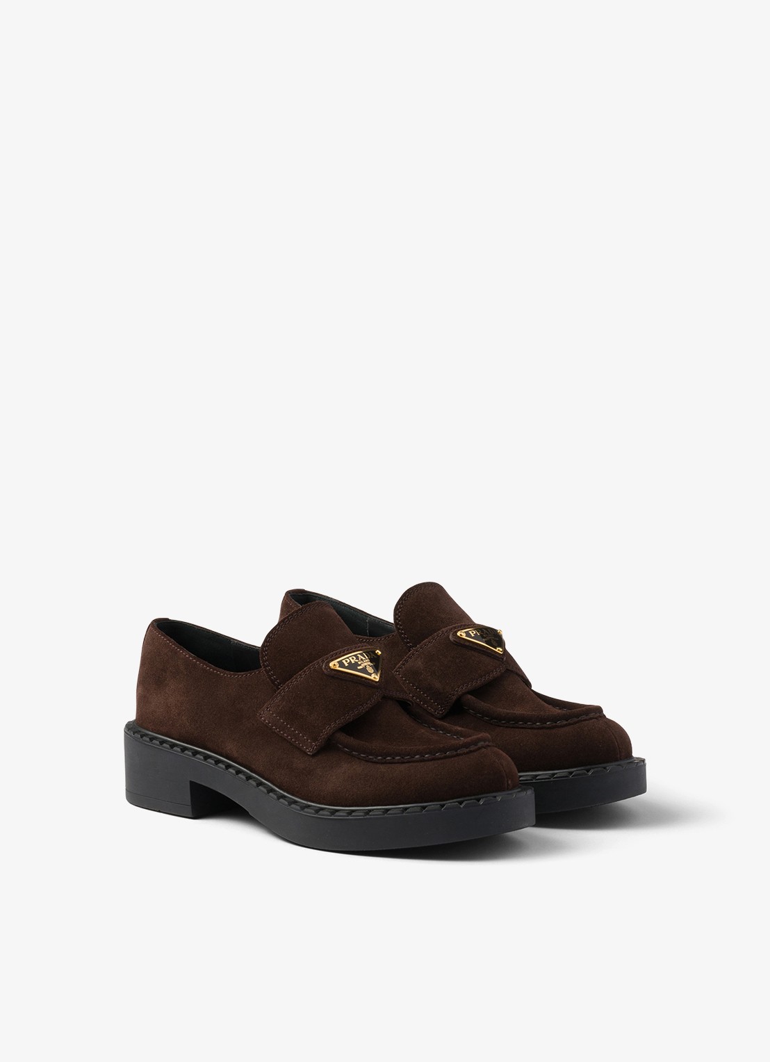 Prada Chocolate loafer van kalfssuède - detail donkerbruin