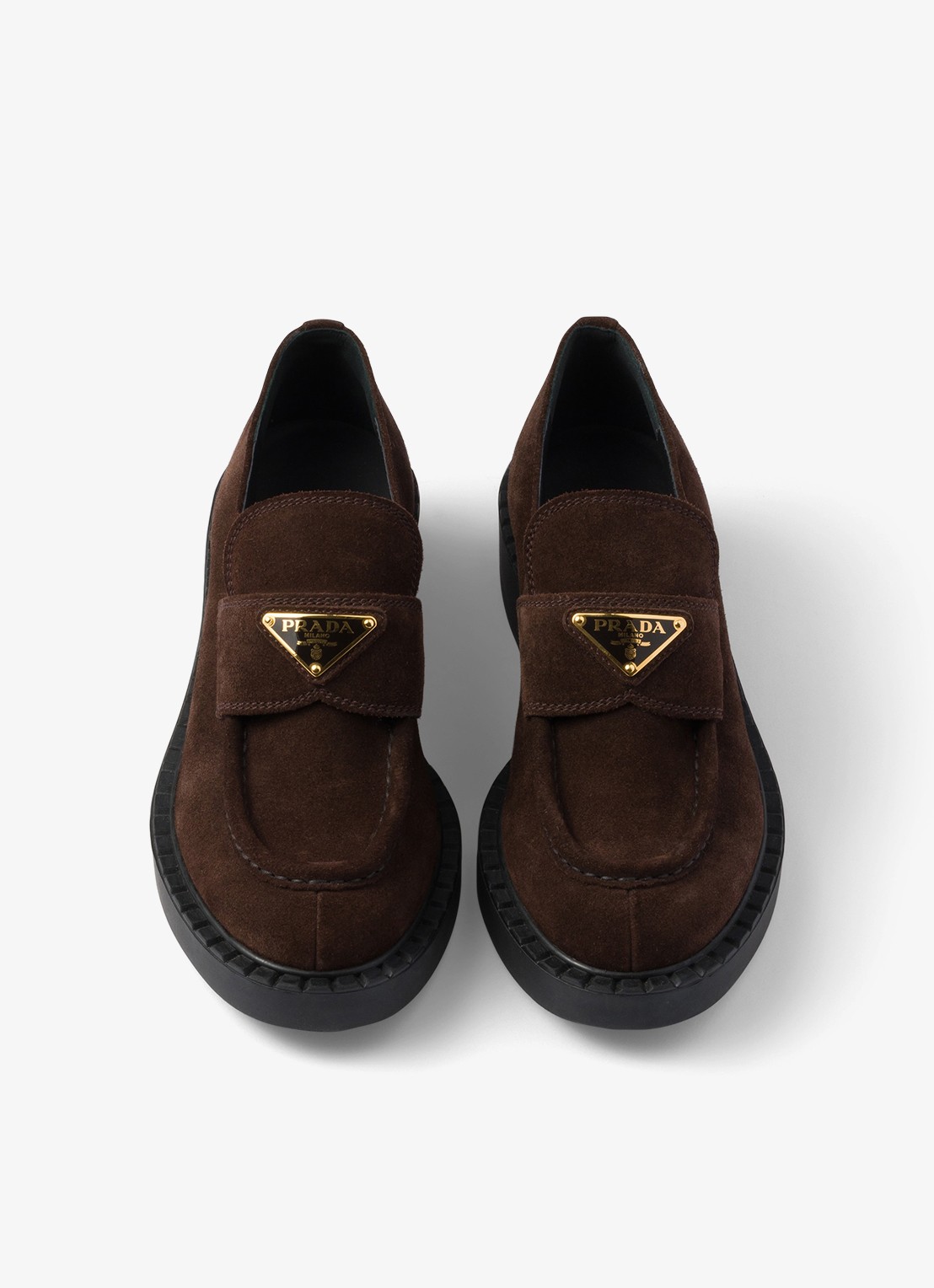 Prada Chocolate loafer van kalfssuède - detail 3 donkerbruin
