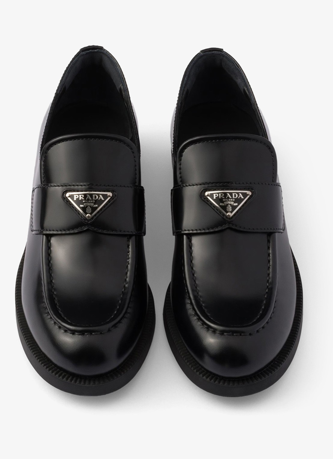 Prada Chocolate loafer van leer met logo  - detail 6 zwart