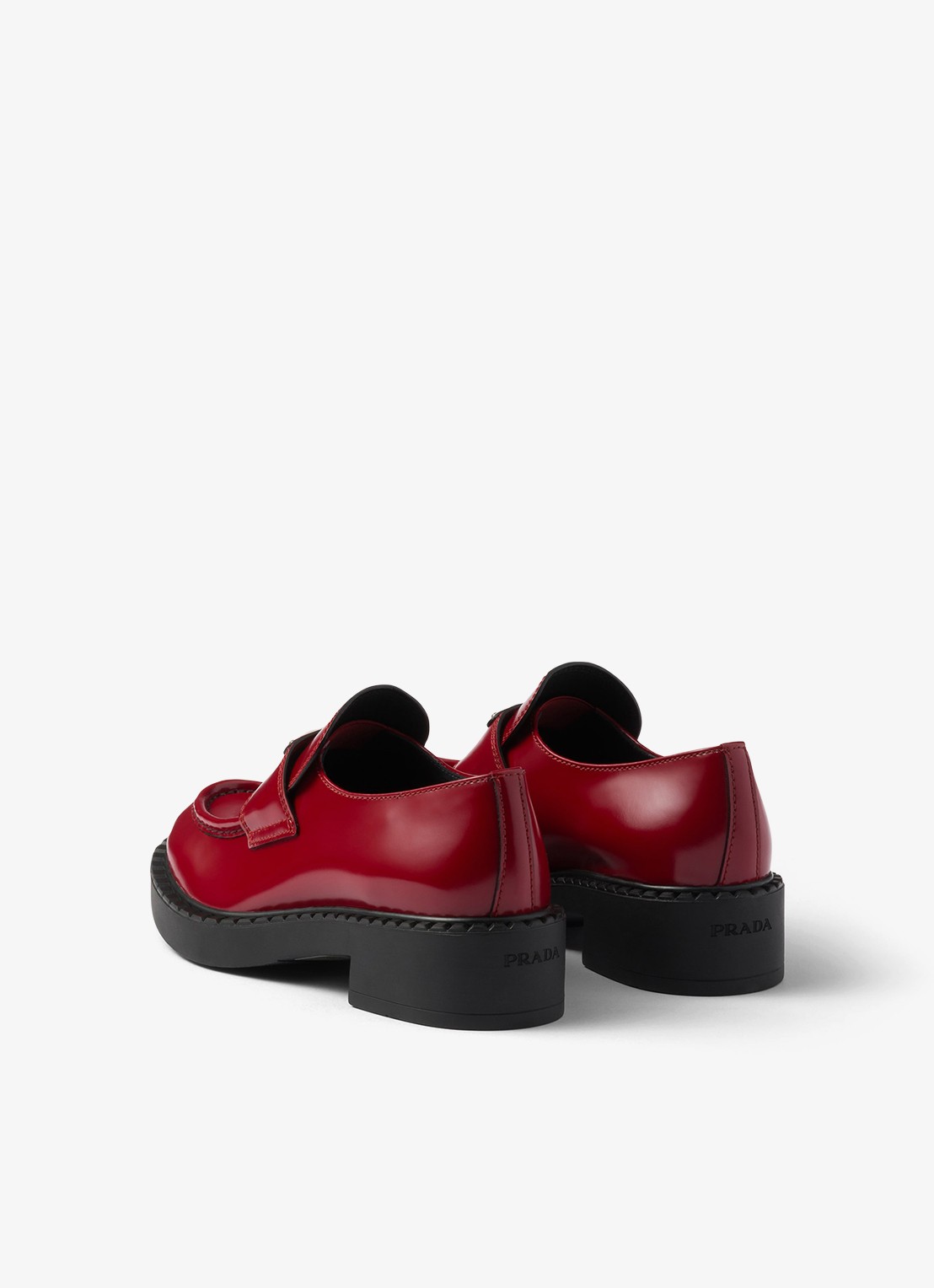 Prada Chocolate loafer van leer met logo  - achterkant rood