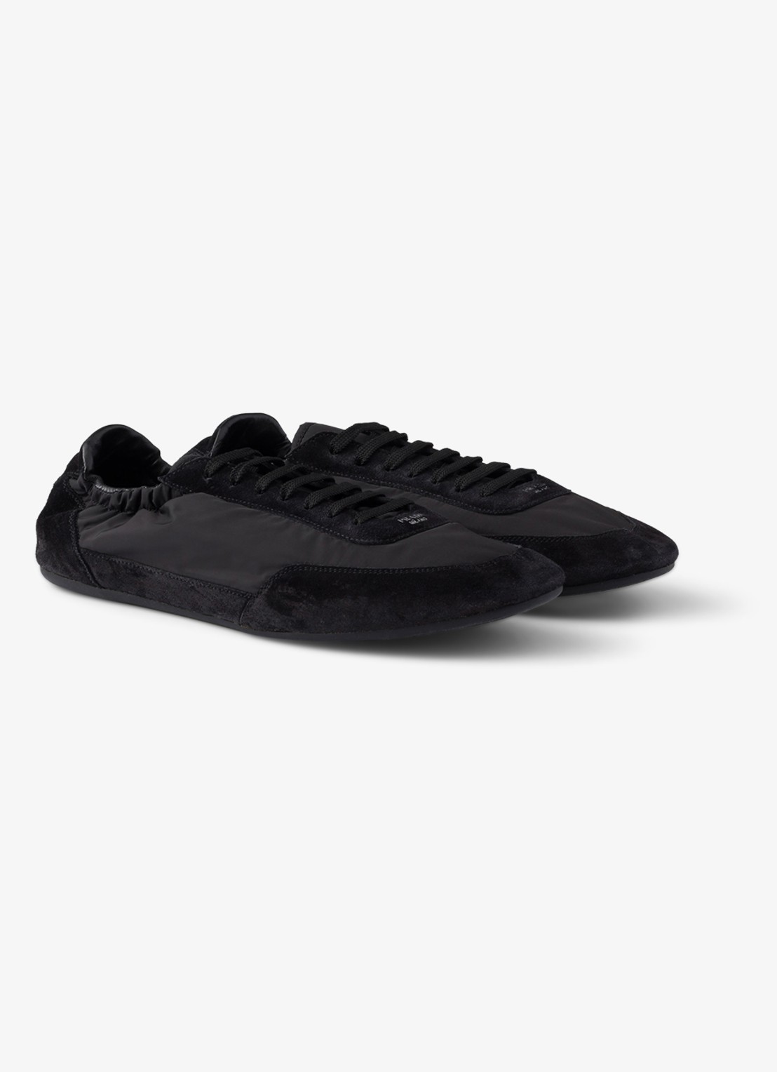 Prada Collapse Re-Nylon sneaker met suède details - voorkant 2 zwart