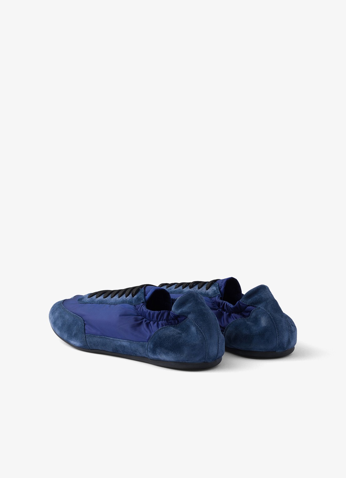Prada Collapse Re-Nylon sneaker met suède details - achterkant 4 donkerblauw