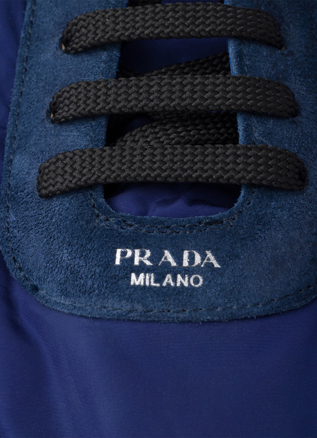 Prada Collapse Re-Nylon sneaker met suède details - detail 2 donkerblauw