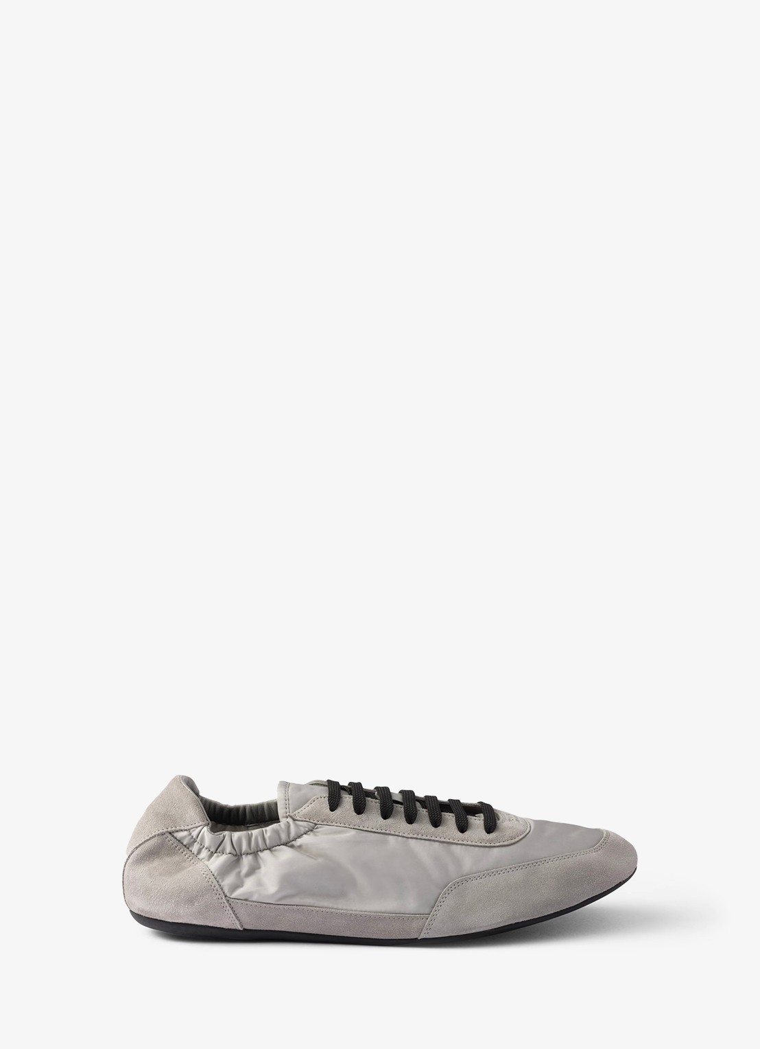 Prada Collapse Re-Nylon sneaker met suède details - voorkant 4 grijs