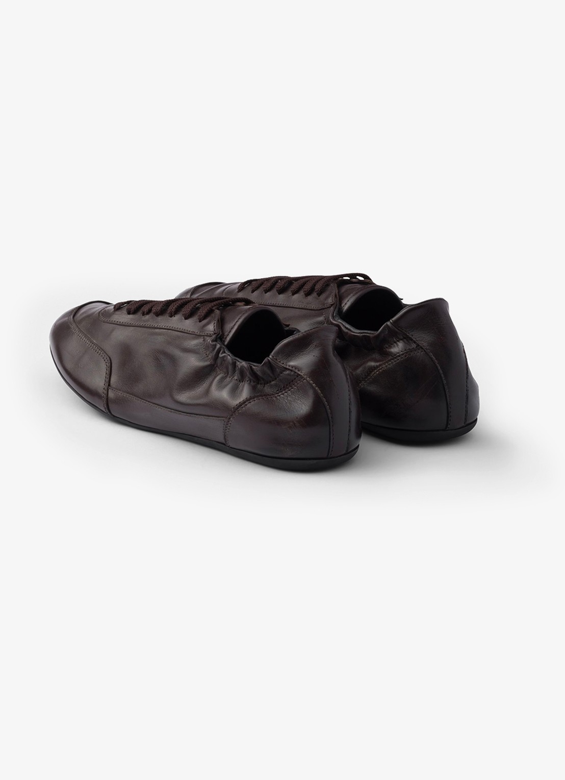 Prada Collapse sneaker van kalfsleer - achterkant donkerbruin