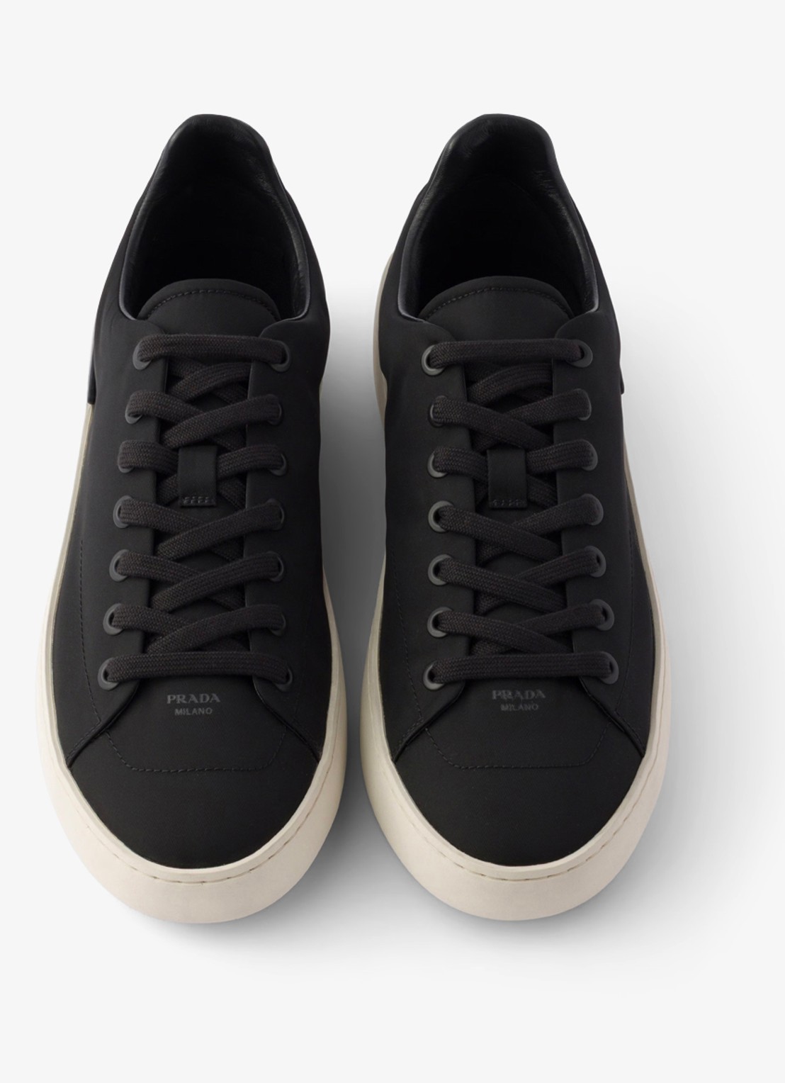 Prada Court Re-Nylon sneaker met logo - detail zwart