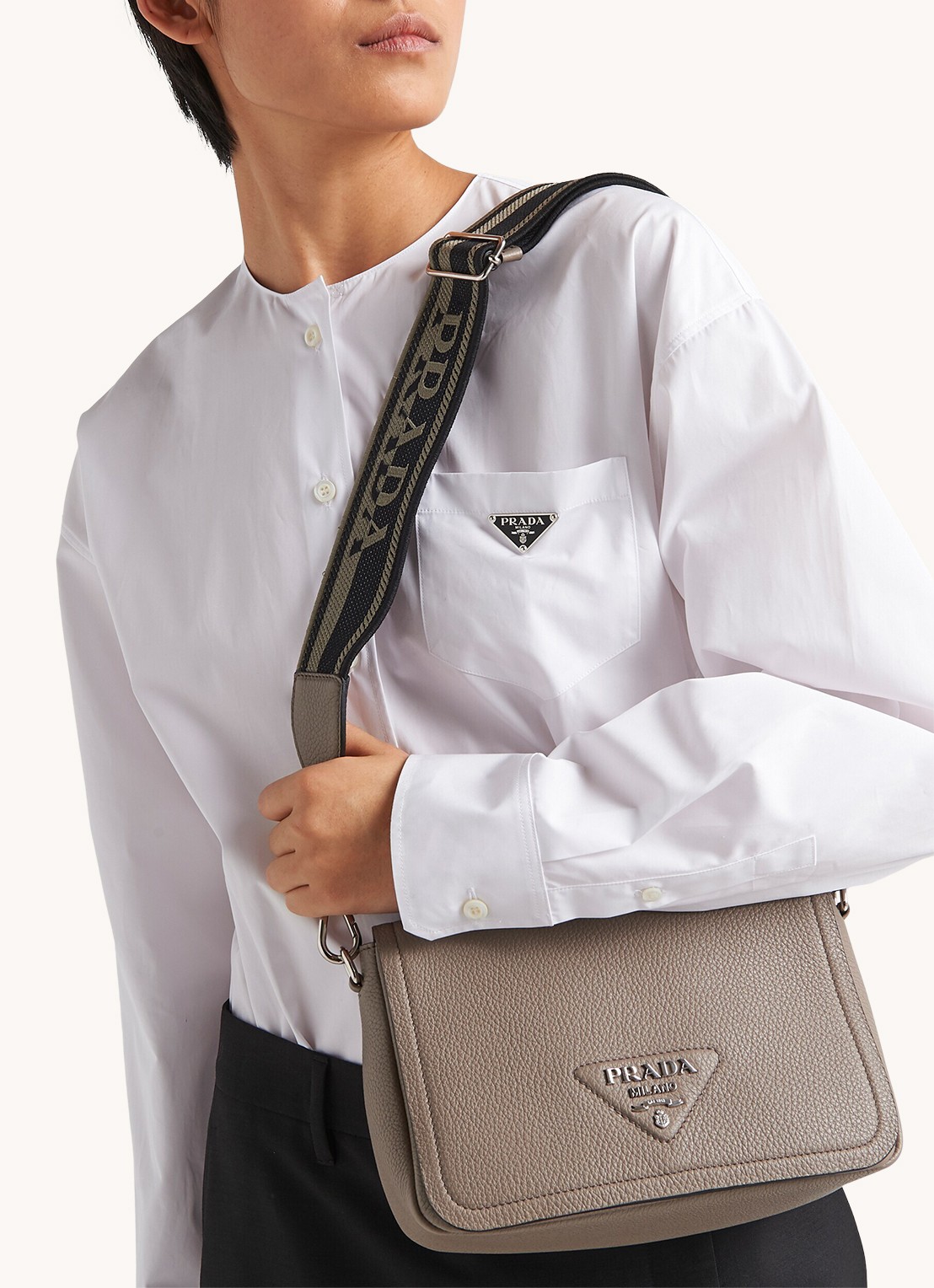 Prada Crossbodytas van leer - voorkant 3 zand