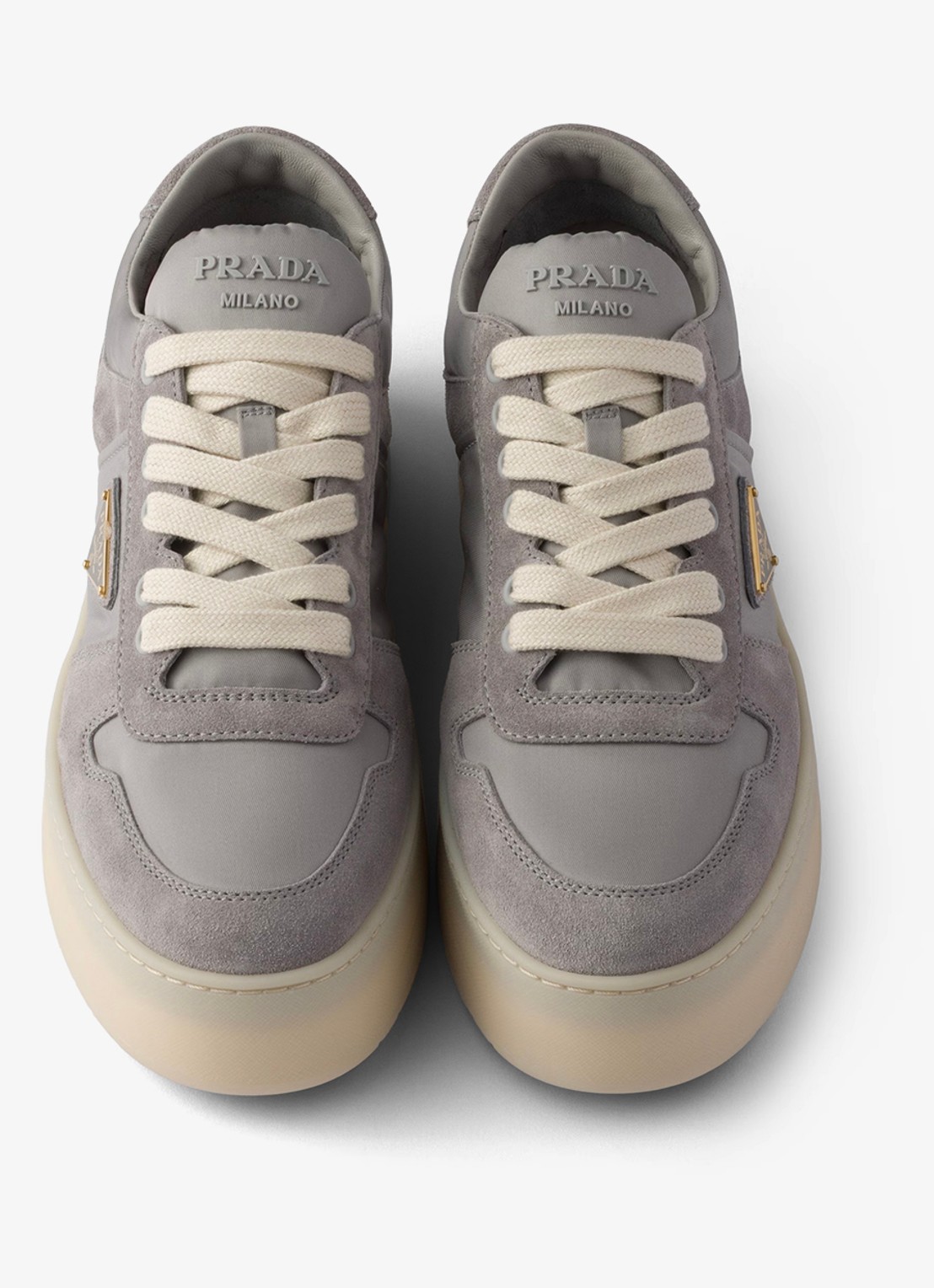 Prada Downtown Bold Re-Nylon sneaker met suède details - detail 4 grijs
