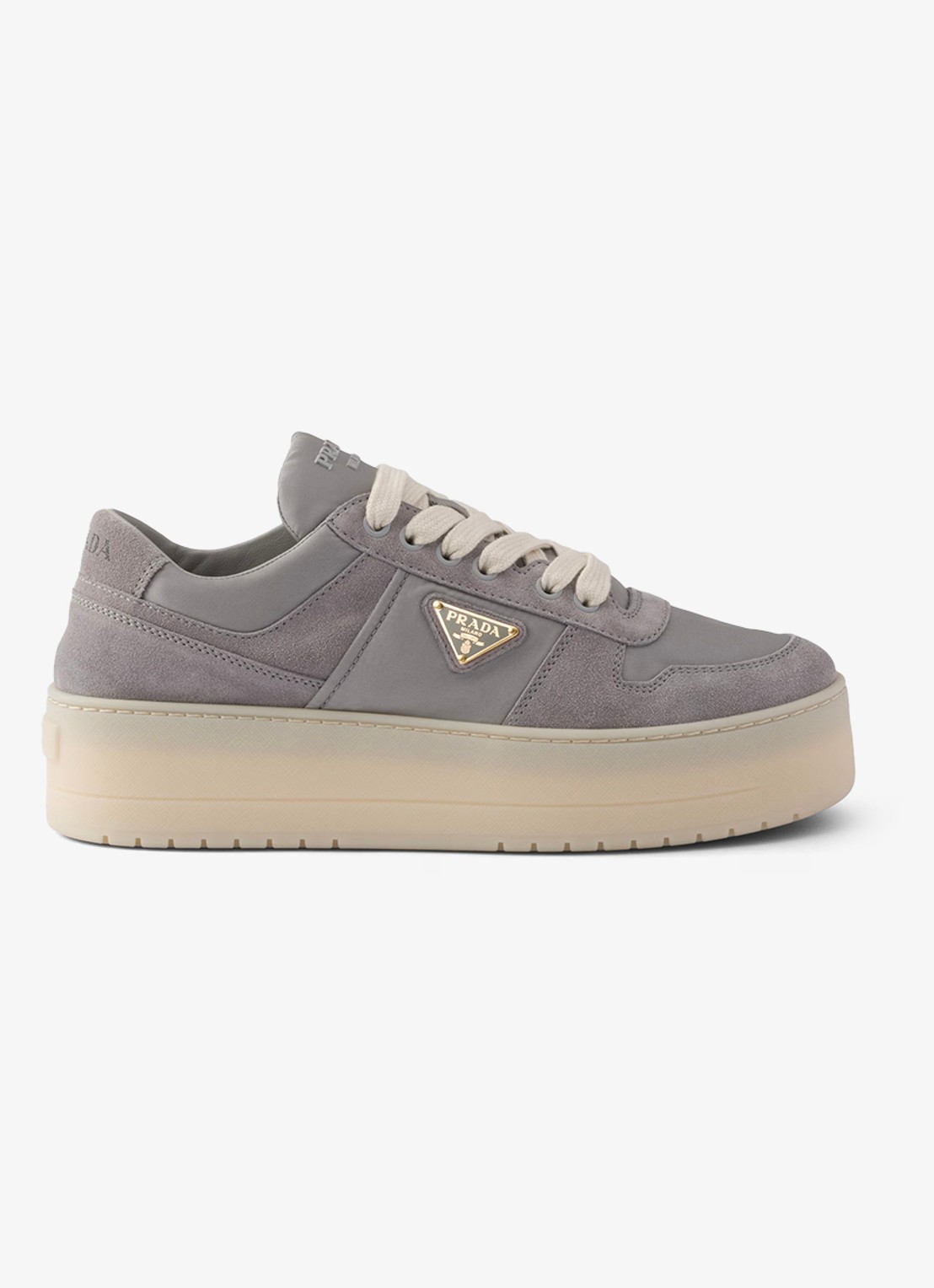 Prada Downtown Bold Re-Nylon sneaker met suède details - voorkant 2 grijs