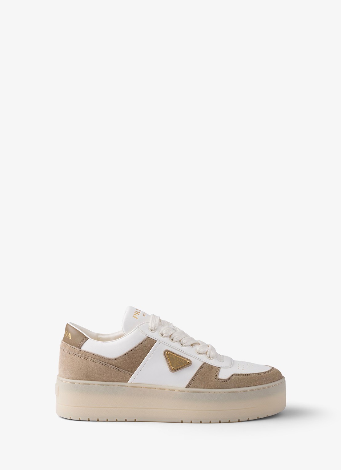 Prada Downtown Bold sneaker van lamsleer met sùede details - voorkant 4 beige