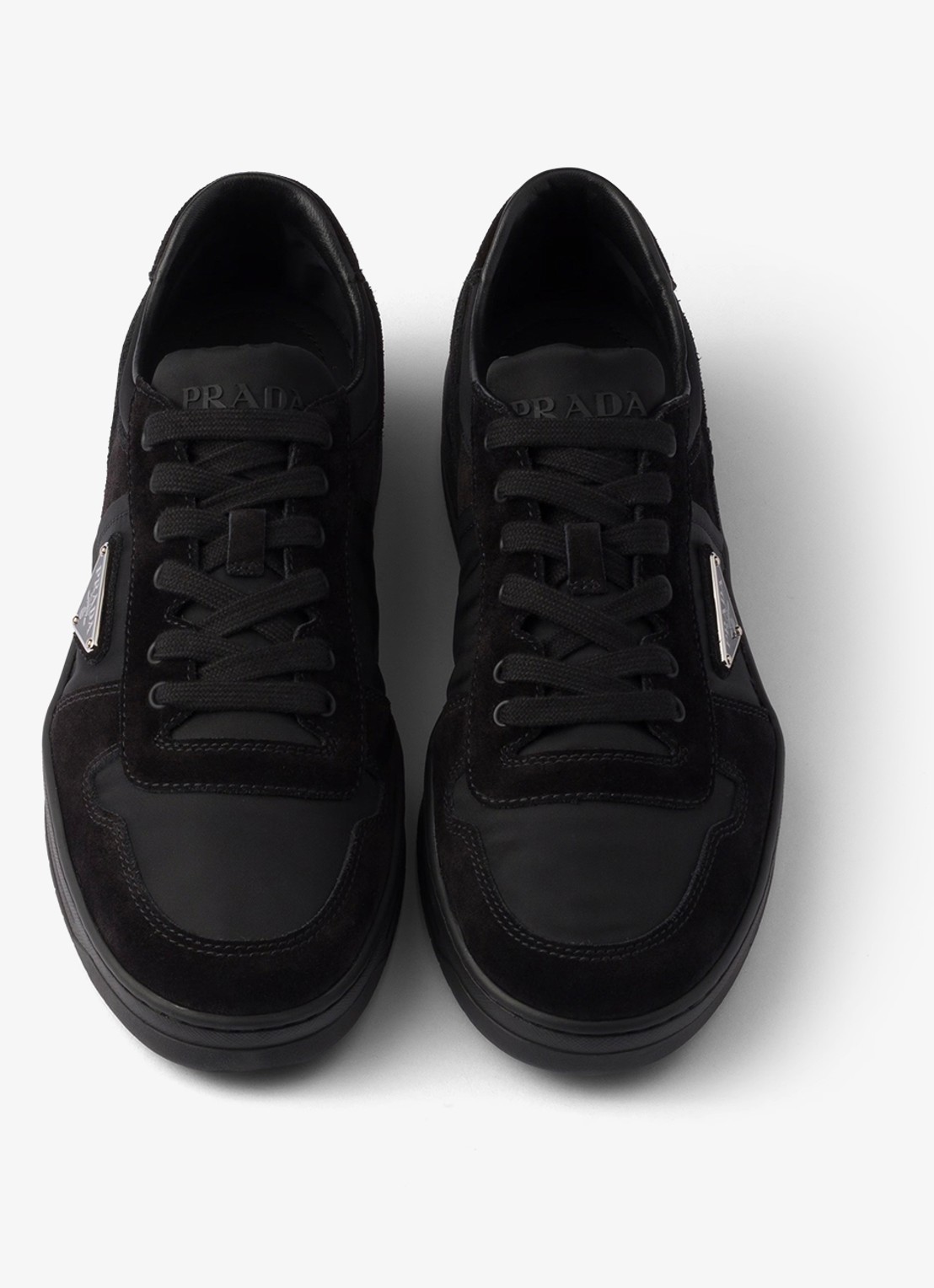 Prada Downtown Re-Nylon sneaker met suède details - detail 4 zwart