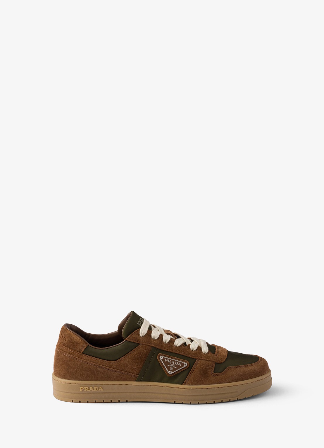 Prada Downtown Re-Nylon sneaker met suède details - voorkant 2 bruin