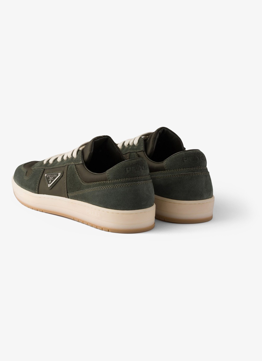 Prada Downtown Re-Nylon sneaker met suède details - achterkant groen