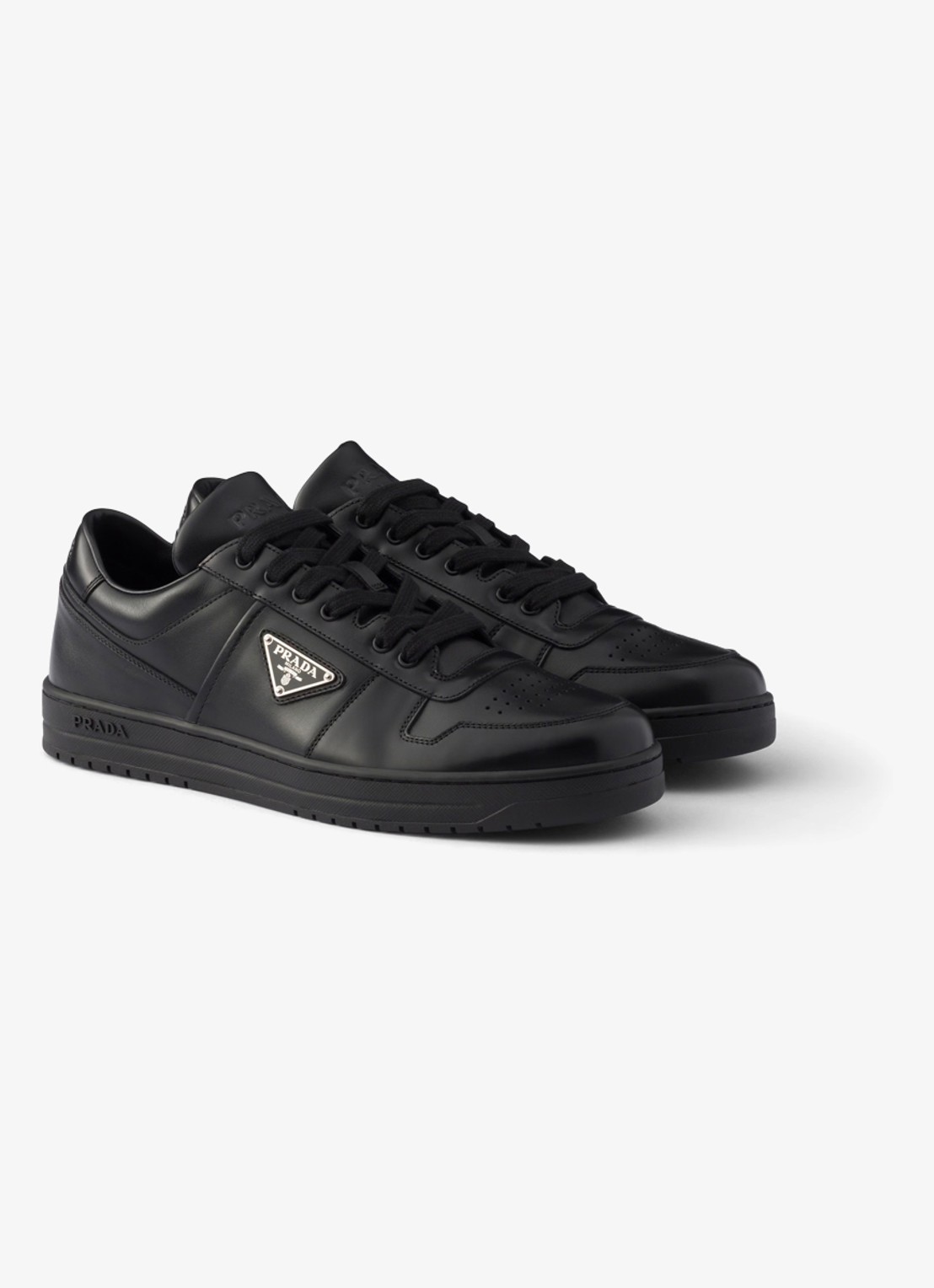Prada Downtown sneaker van leer met logo - voorkant 6 zwart