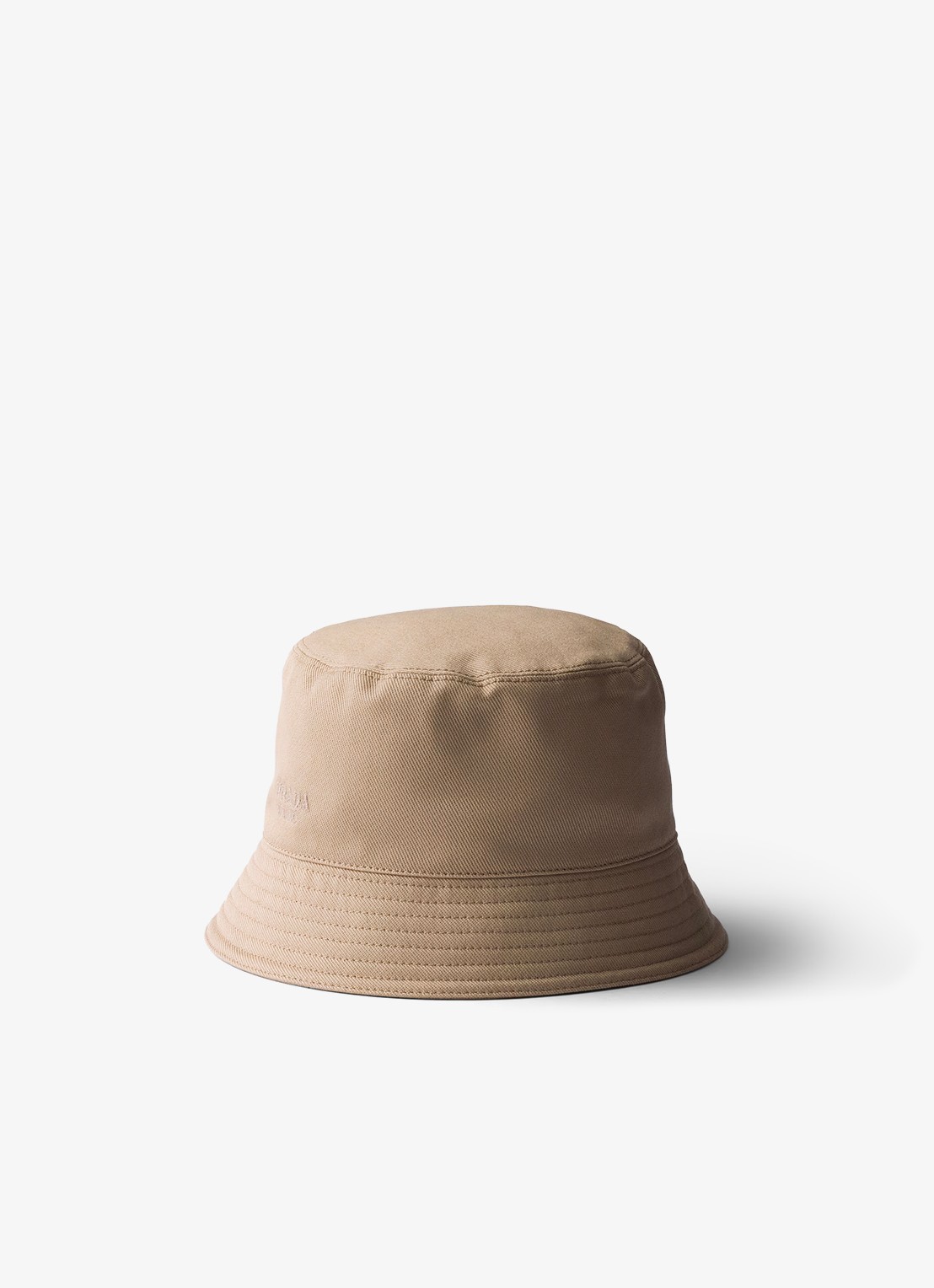Prada Drill bucket hoed met logoborduring - voorkant beige