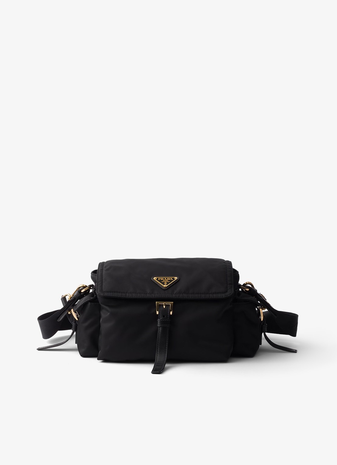 Prada Explore Re-Nylon Medium schoudertas met leren details - voorkant zwart