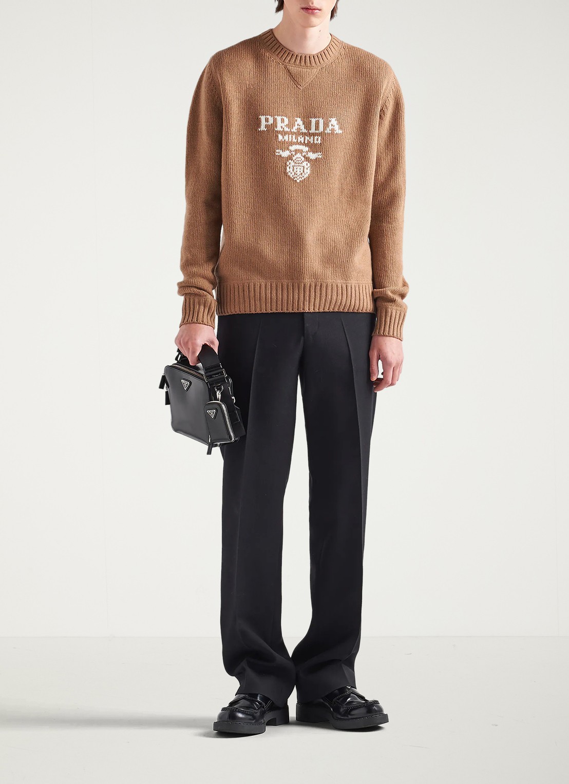 Prada Fijngebreide pullover in kasjmierblend met ingebreid logo - voorkant 3 camel