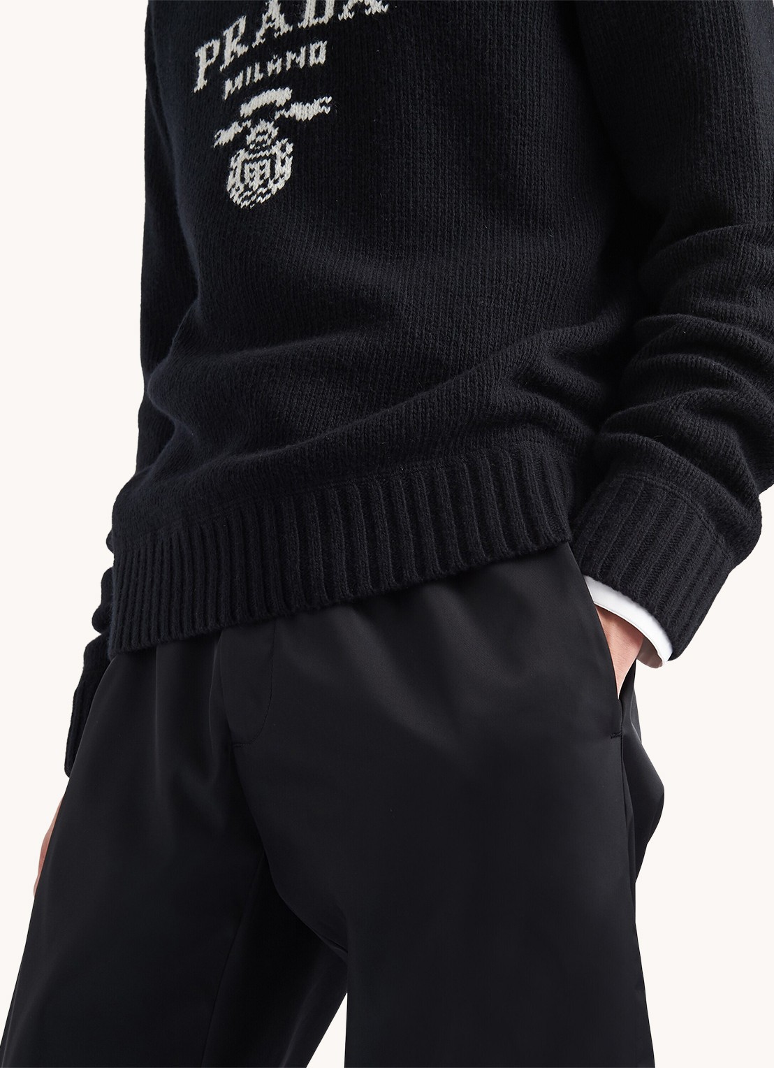 Prada Fijngebreide pullover in kasjmierblend met ingebreid logo - detail 5 zwart