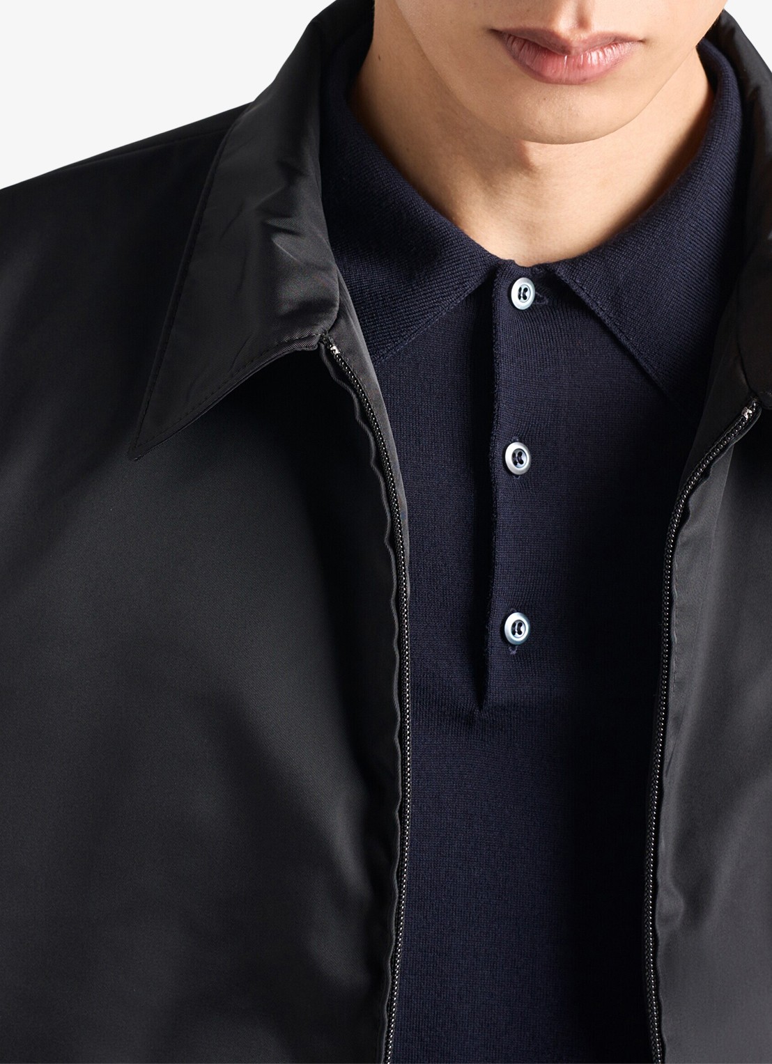 Prada Fijngebreide regular fit polo van wol - detail 4 donkerblauw
