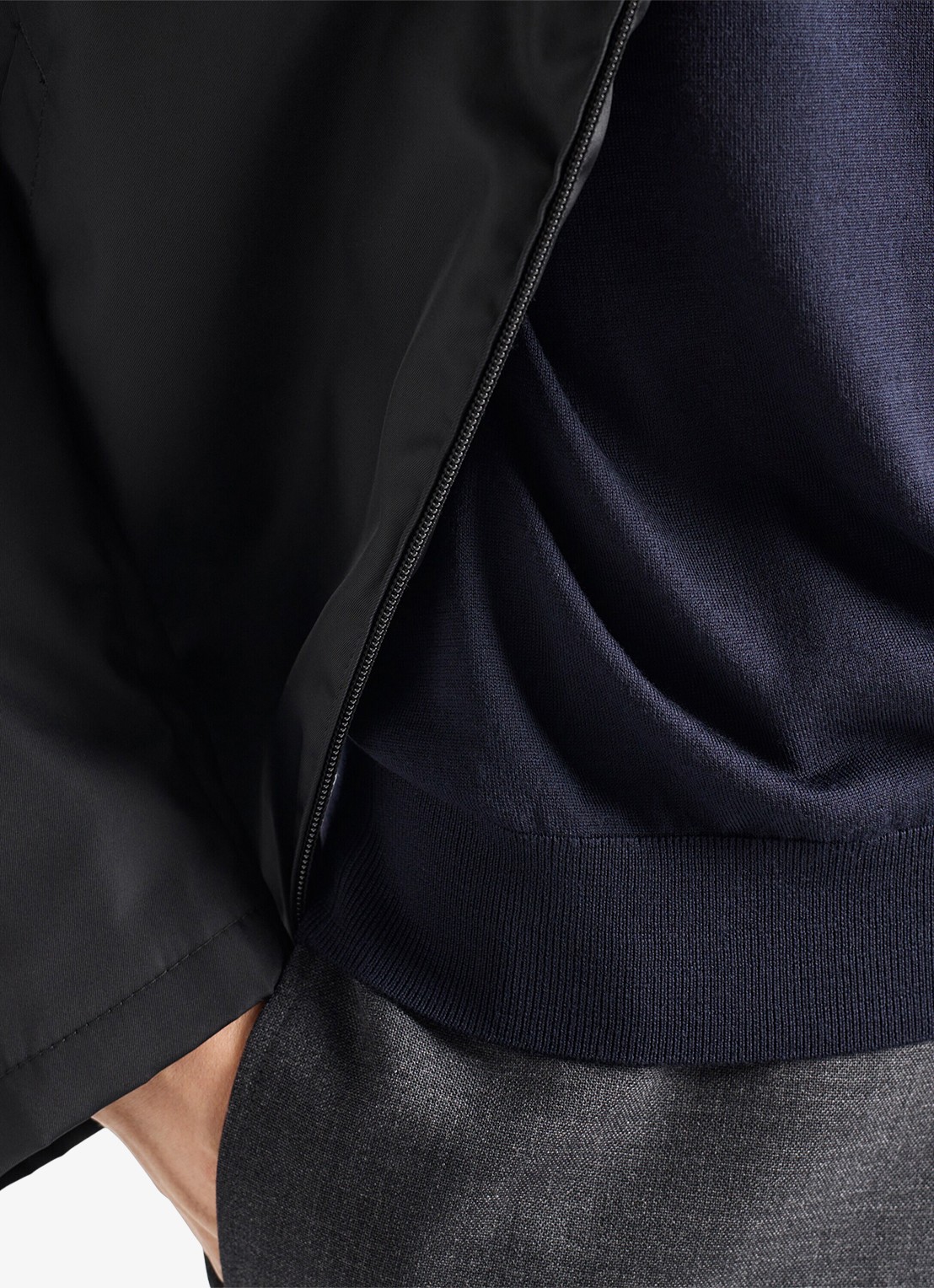 Prada Fijngebreide regular fit polo van wol - detail 5 donkerblauw